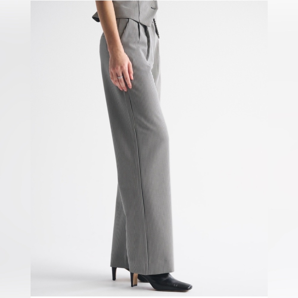 NWOT Abercrombie Sloane High Rise Wide Leg Tailored Pant, Gingham, Size 25 Reg - Picture 4 of 15